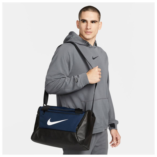 Nike Τσάντα γυμναστηρίου Brasilia 9.5 Training Duffel Bag Nike Τσάντα γυμναστηρίου Brasilia 9.5 Training Duffel Bag
